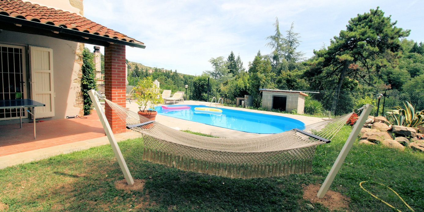 Farmhouse with park, swimming pool in a panoramic position in Buggiano