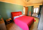 Farmhouse with park, swimming pool in a panoramic position in Buggiano