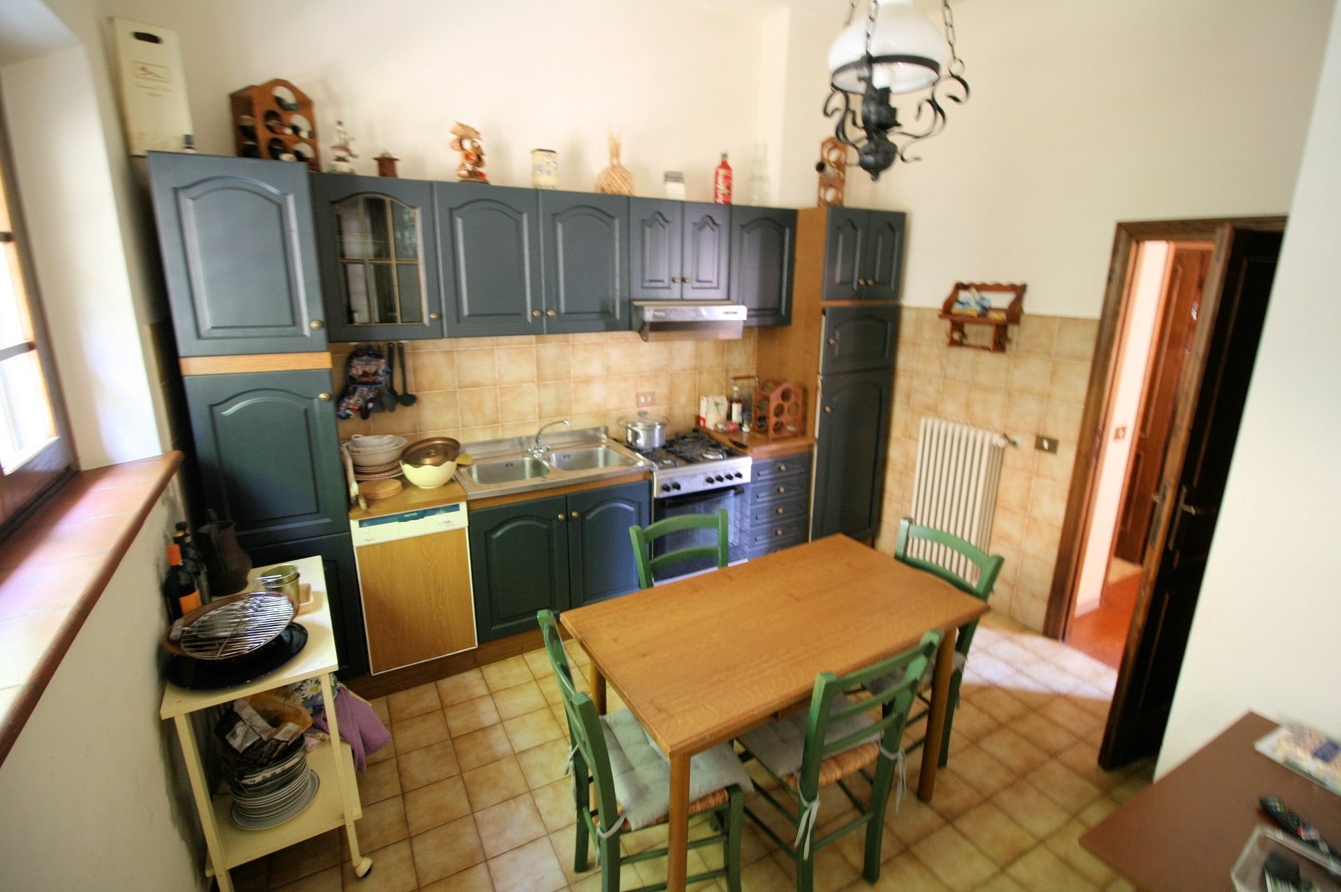 Farmhouse with park, swimming pool in a panoramic position in Buggiano