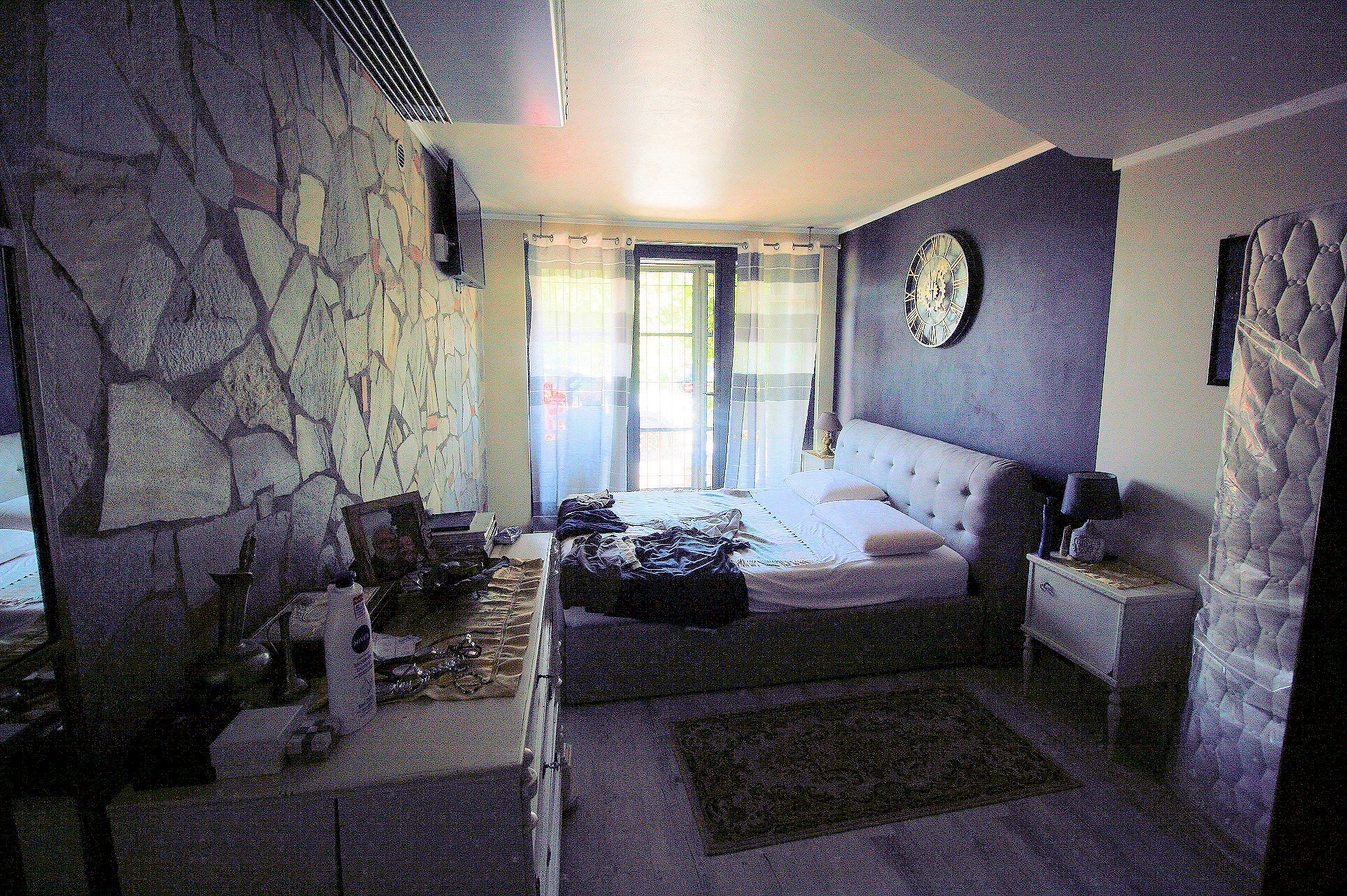 Farmhouse with park, swimming pool in a panoramic position in Buggiano