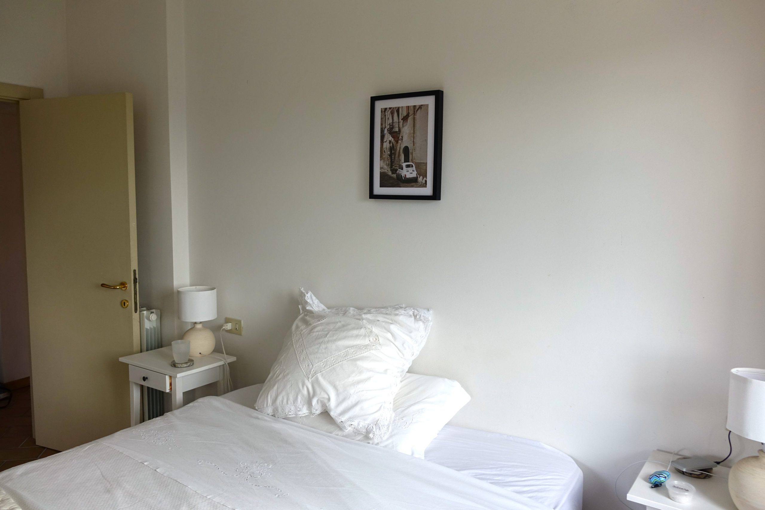 Restored country house with pool in Monte San Martino