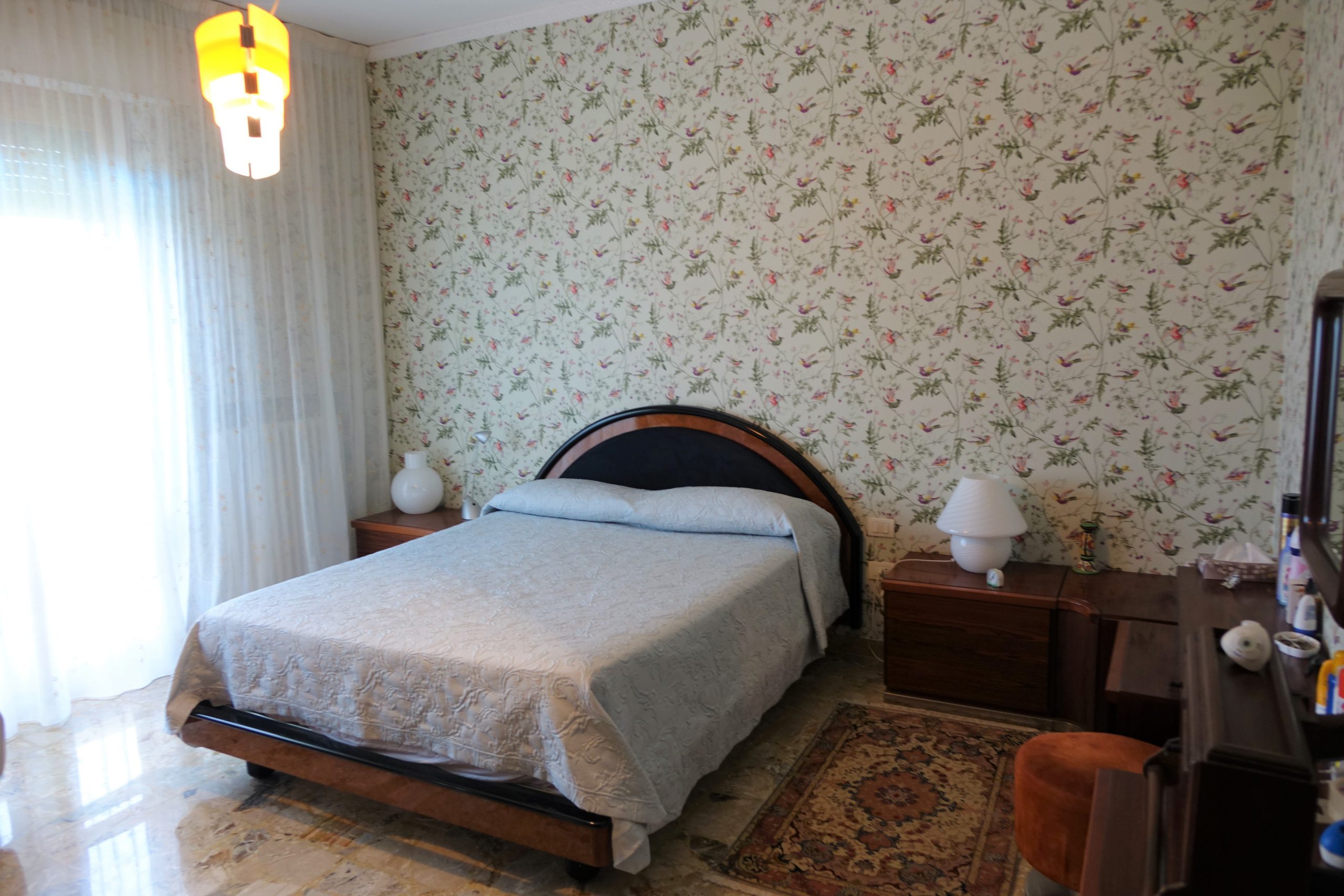 Beautiful villa with sea views, swimming pool, tennis court and 4000 m2 of park land all around in Senigallia, Ancona, Marche , Italia.