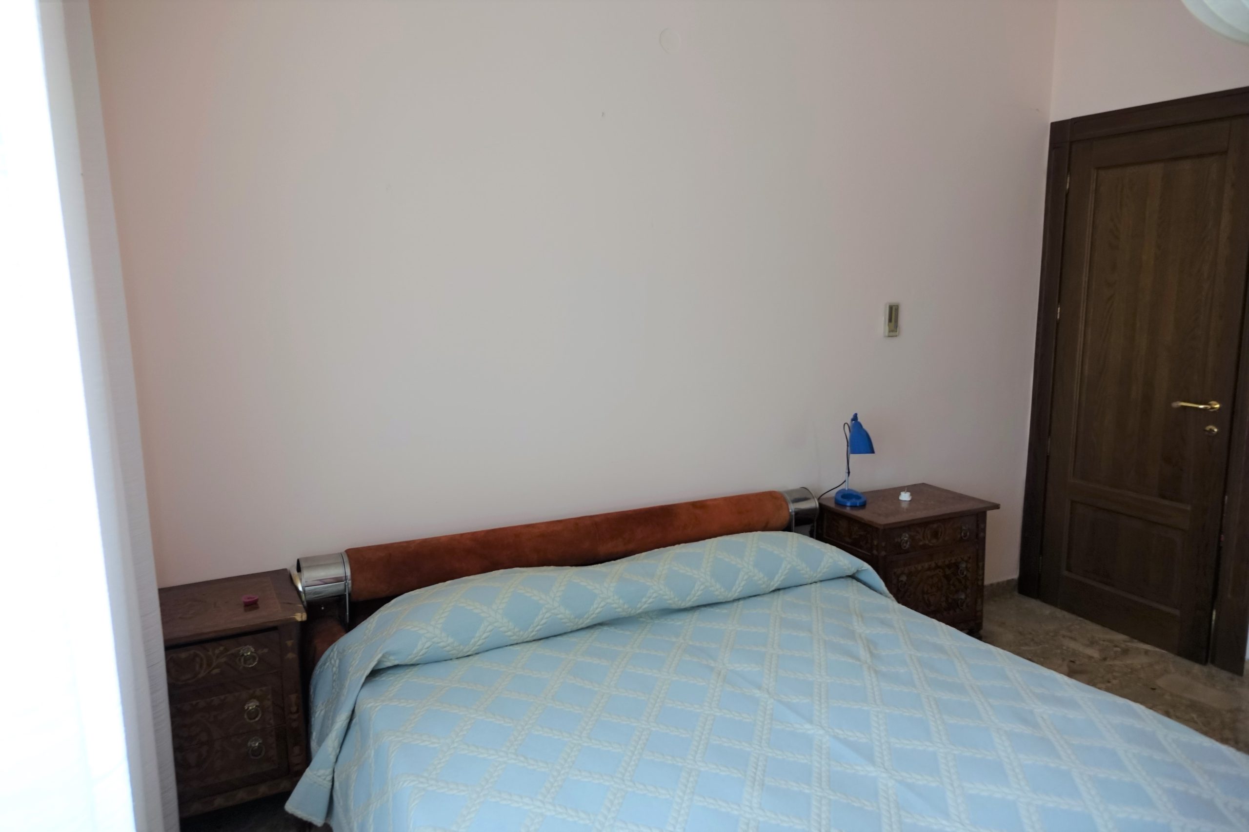 Beautiful villa with sea views, swimming pool, tennis court and 4000 m2 of park land all around in Senigallia, Ancona, Marche , Italia.