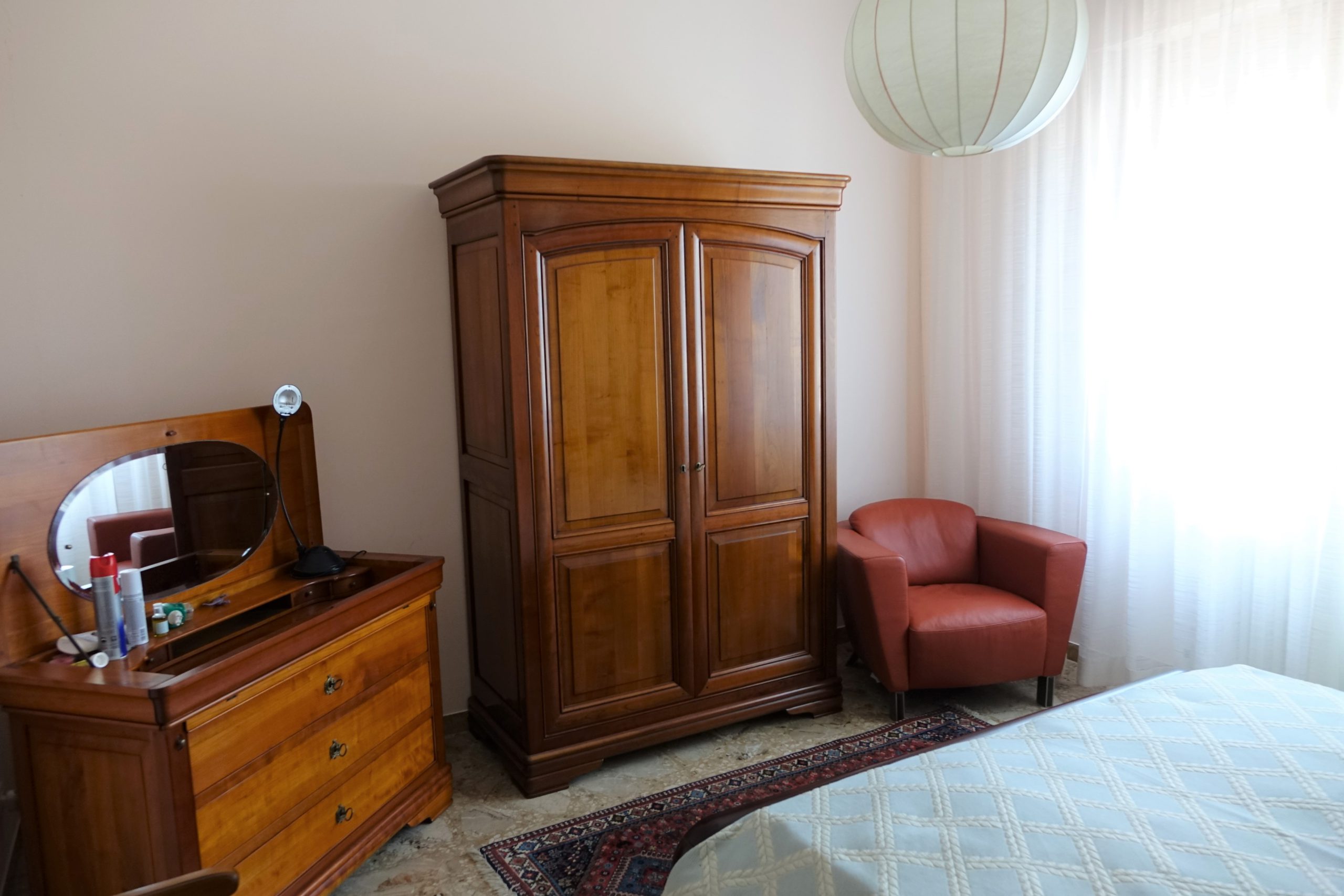 Beautiful villa with sea views, swimming pool, tennis court and 4000 m2 of park land all around in Senigallia, Ancona, Marche , Italia.