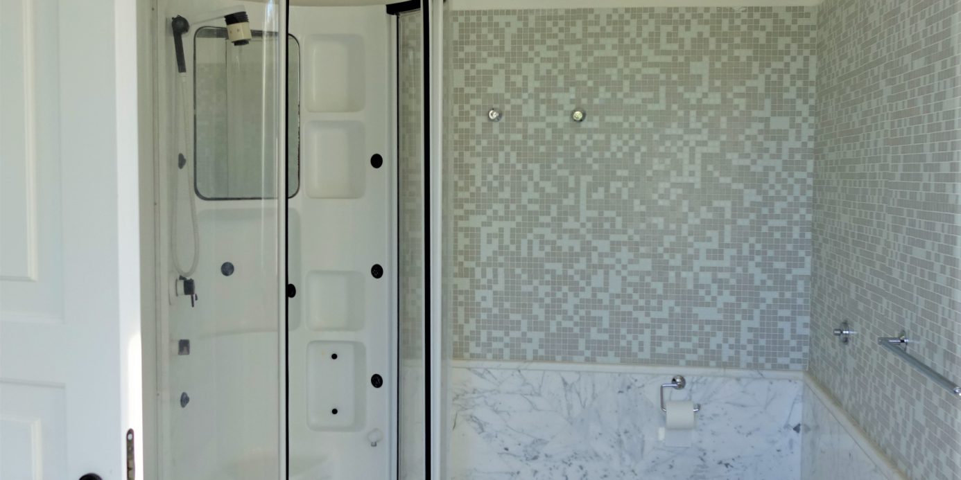 Country House with olive grove in Marche, Macerata, Tolentino.