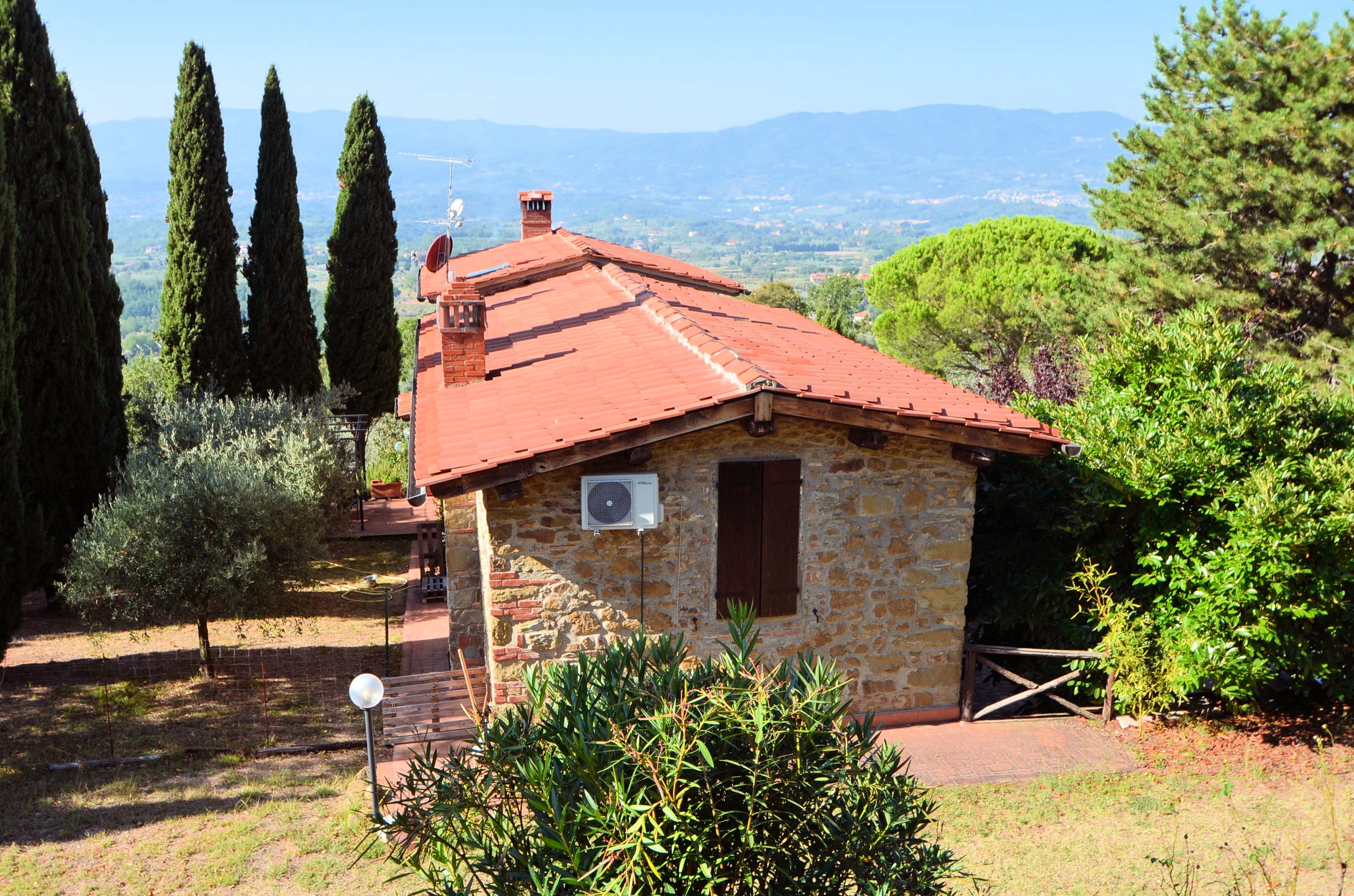 Tuscan style farmhouse with swimming pool park and outbuilding in the panoramic Reggello area
