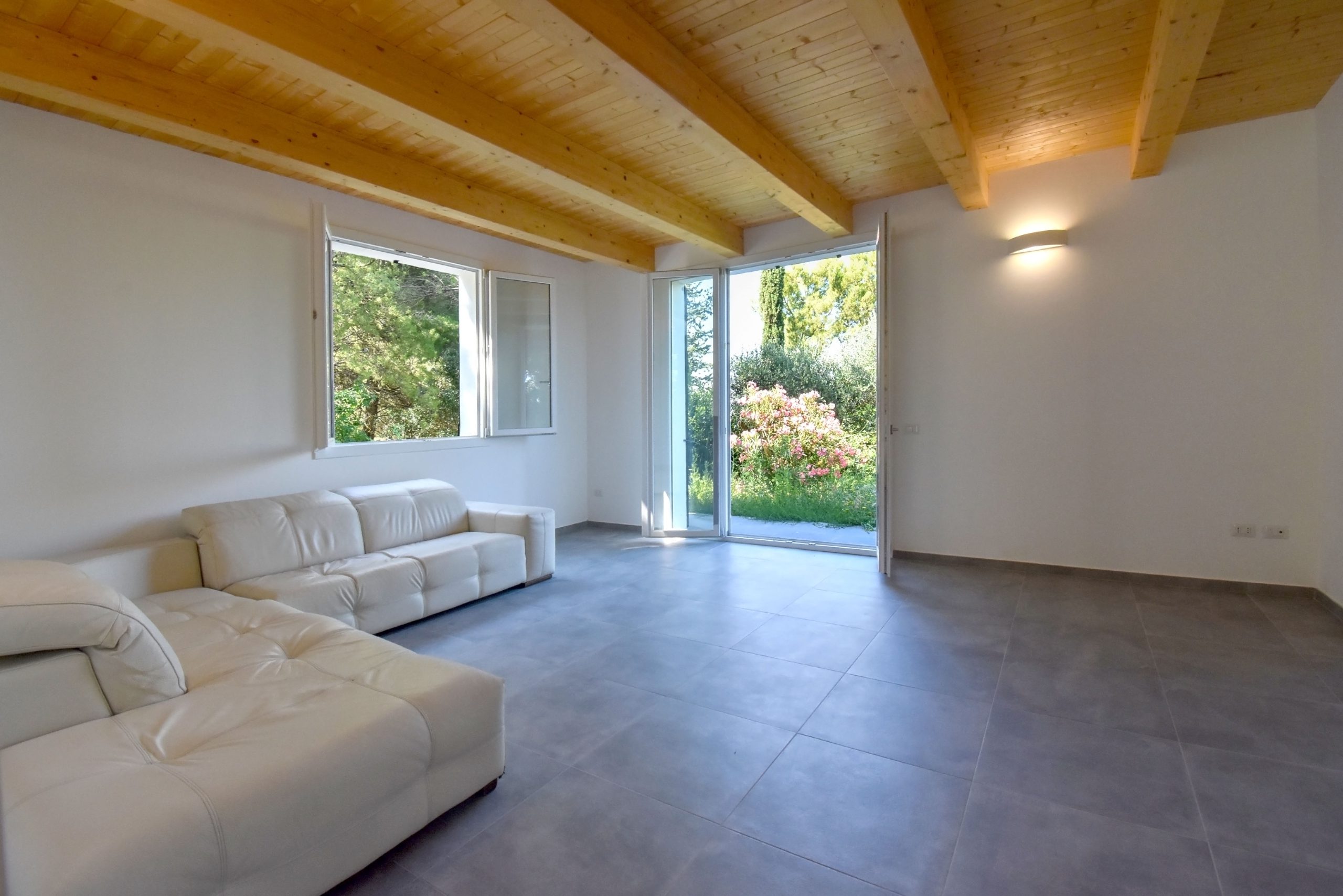 Potenza Picena – Newly Constructed wooden Villa