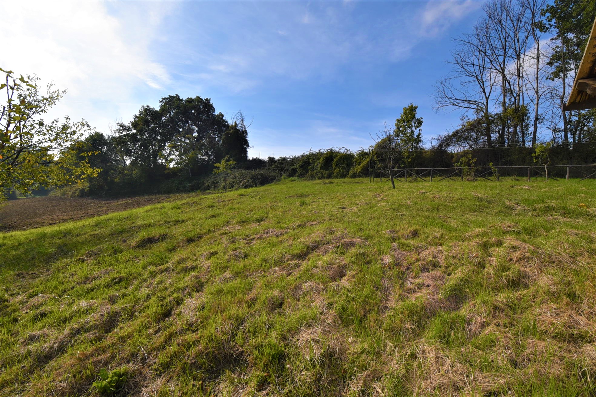 Casale Santa Maria , excellently restored for sale in Gualdo