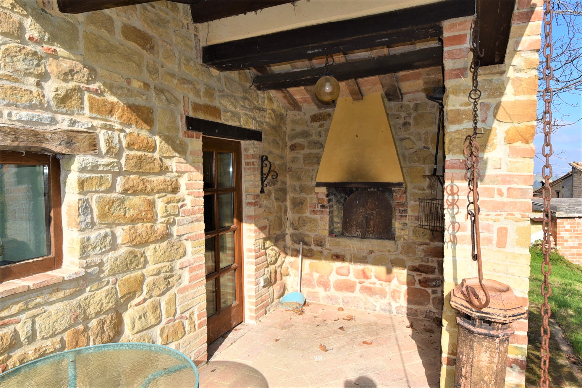 Casale Santa Maria , excellently restored for sale in Gualdo