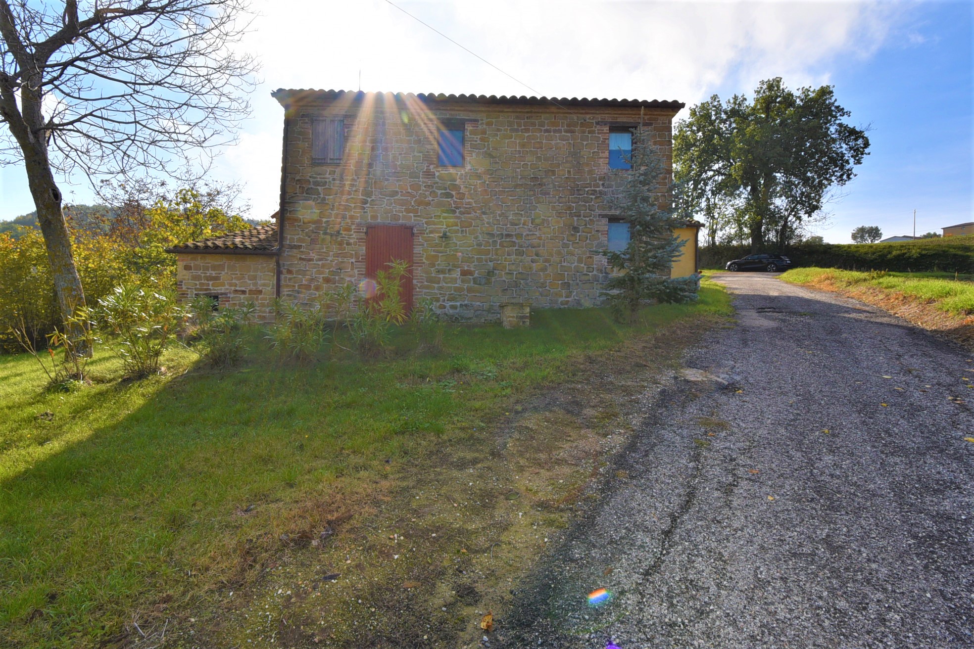 Casale Santa Maria , excellently restored for sale in Gualdo