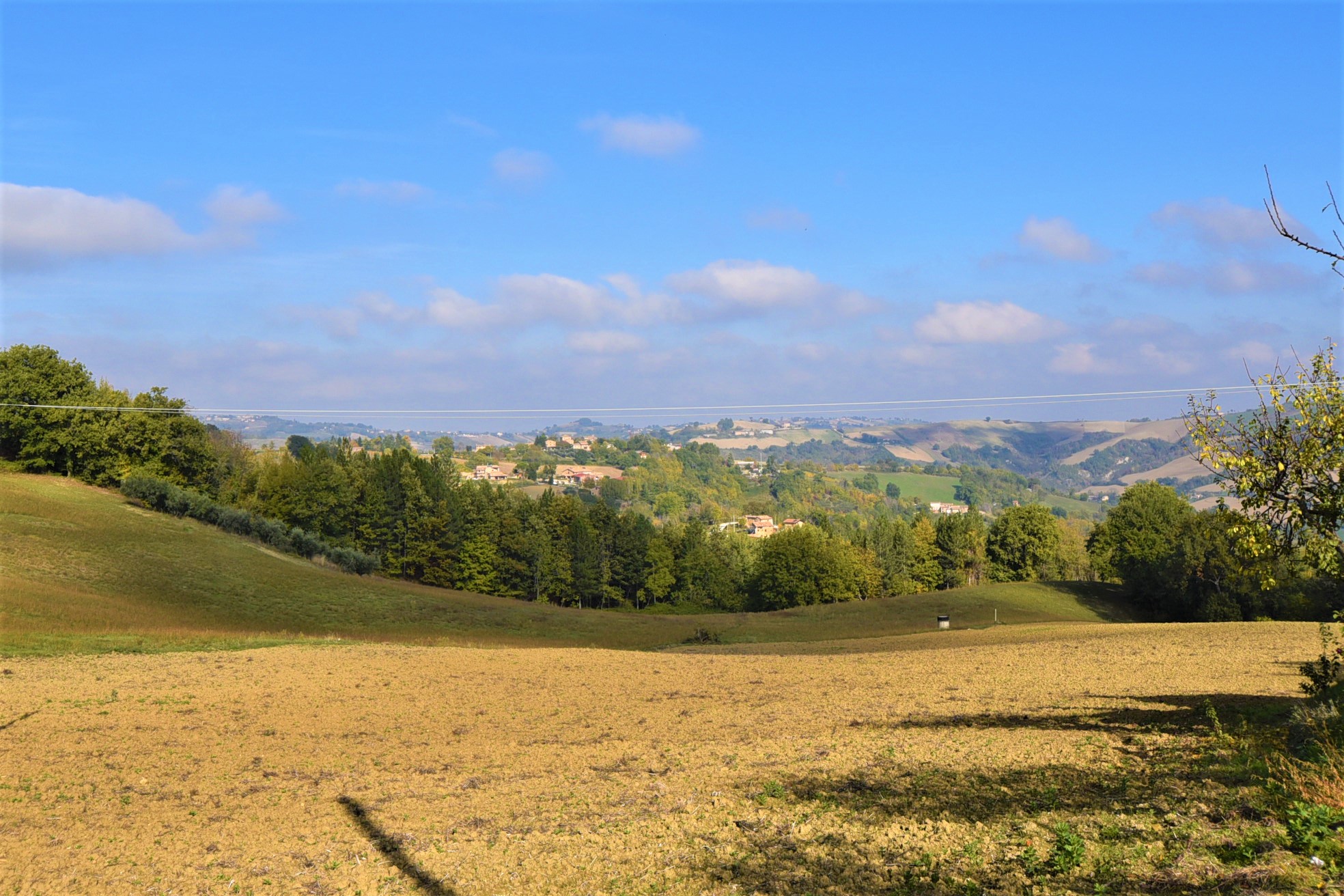 Casale Santa Maria , excellently restored for sale in Gualdo