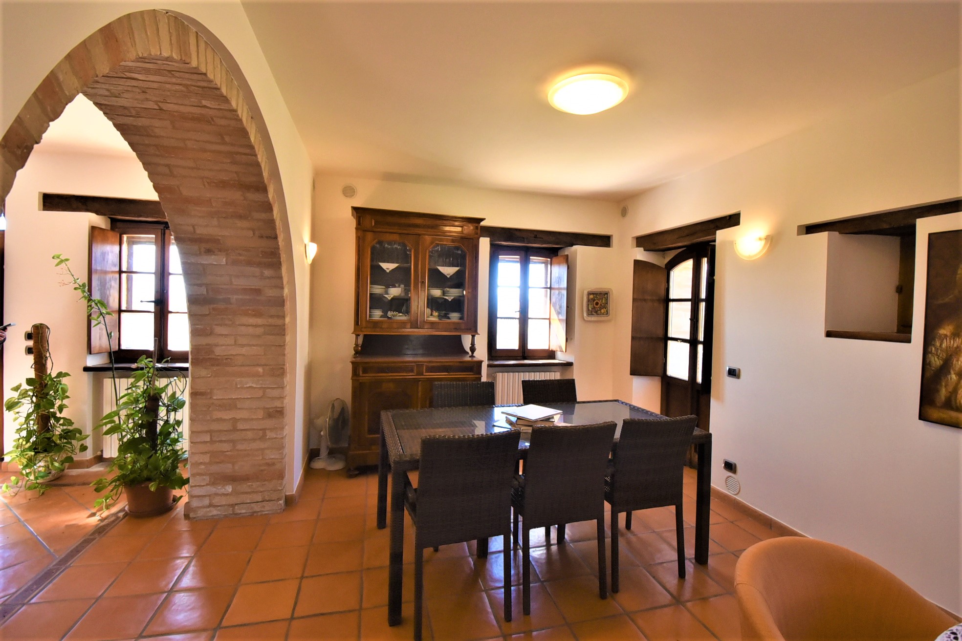 House ” Belvedere” with private land, partly buildable , for sale in Gualdo (Mc) Marche , Italy