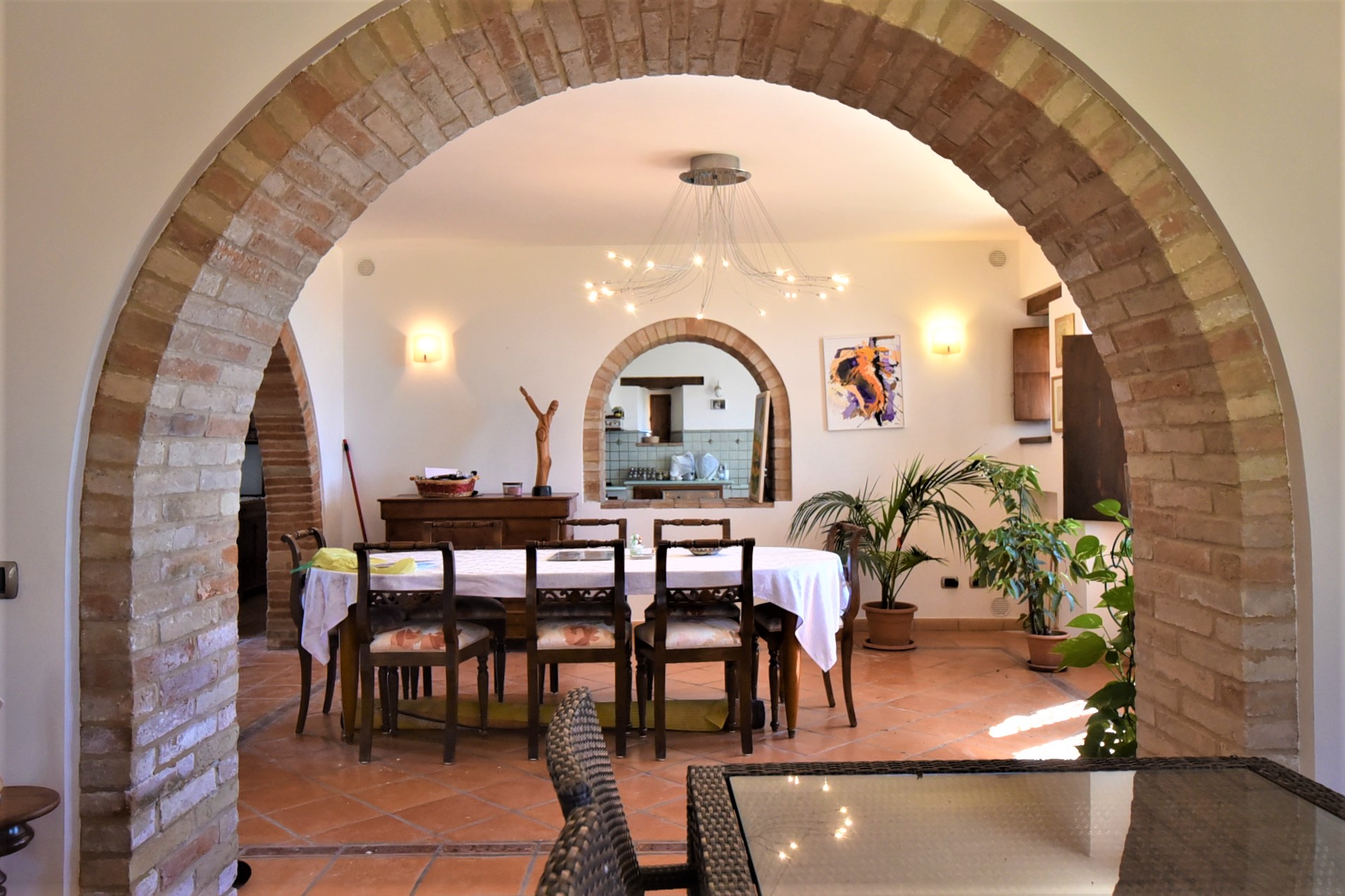 House ” Belvedere” with private land, partly buildable , for sale in Gualdo (Mc) Marche , Italy