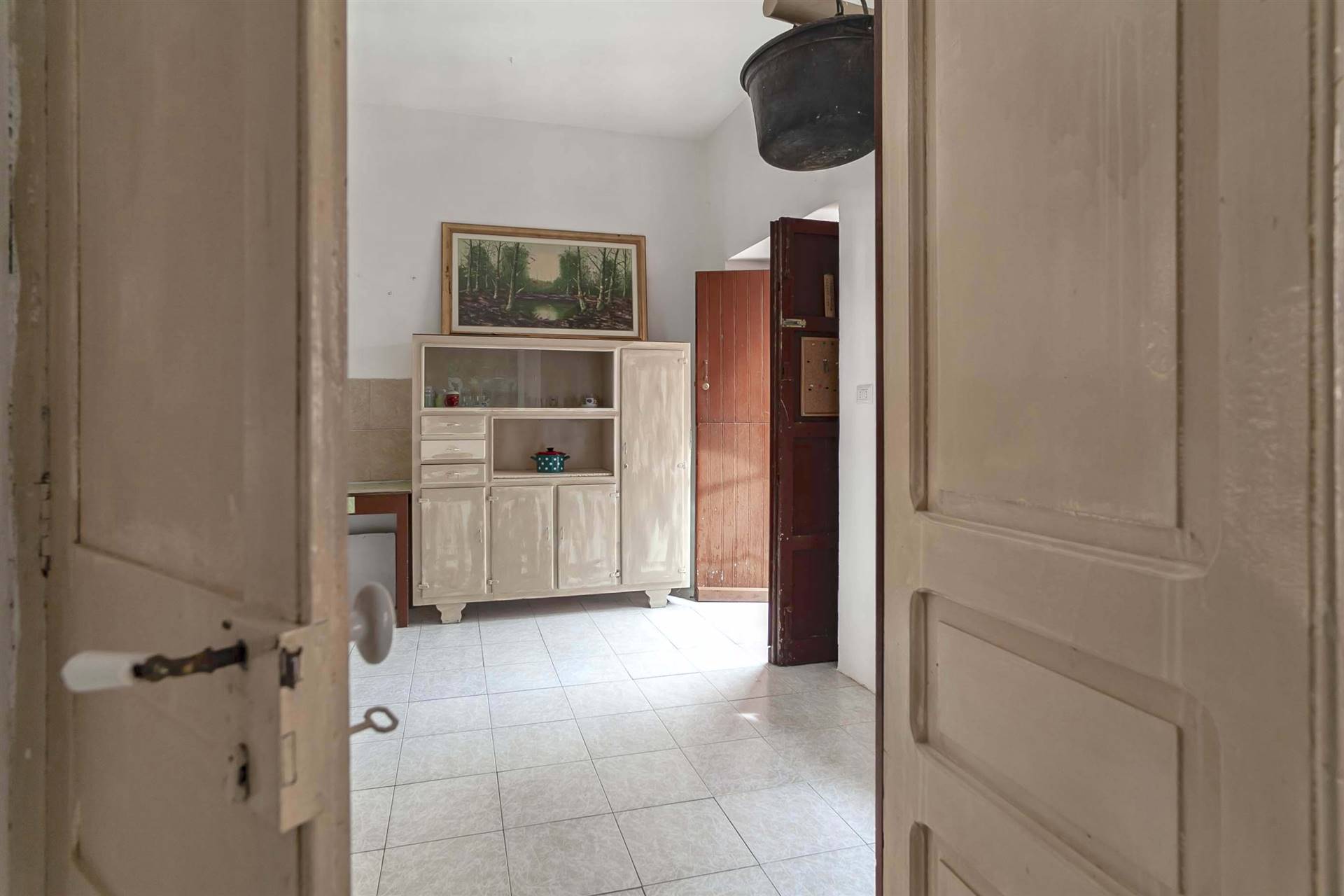 A large one bedroom apartment in old town in Roseto Capo Spulico, Calabria