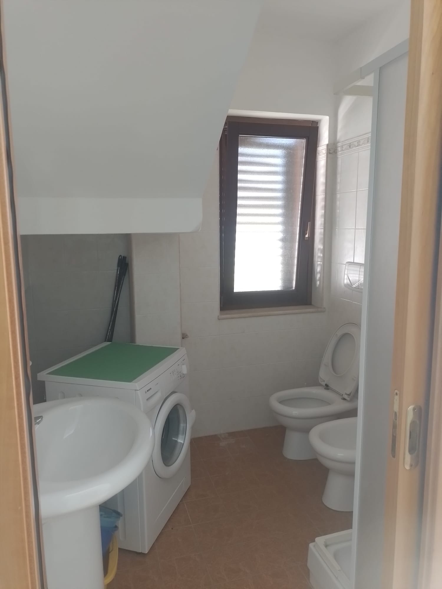 Duplex house sea location