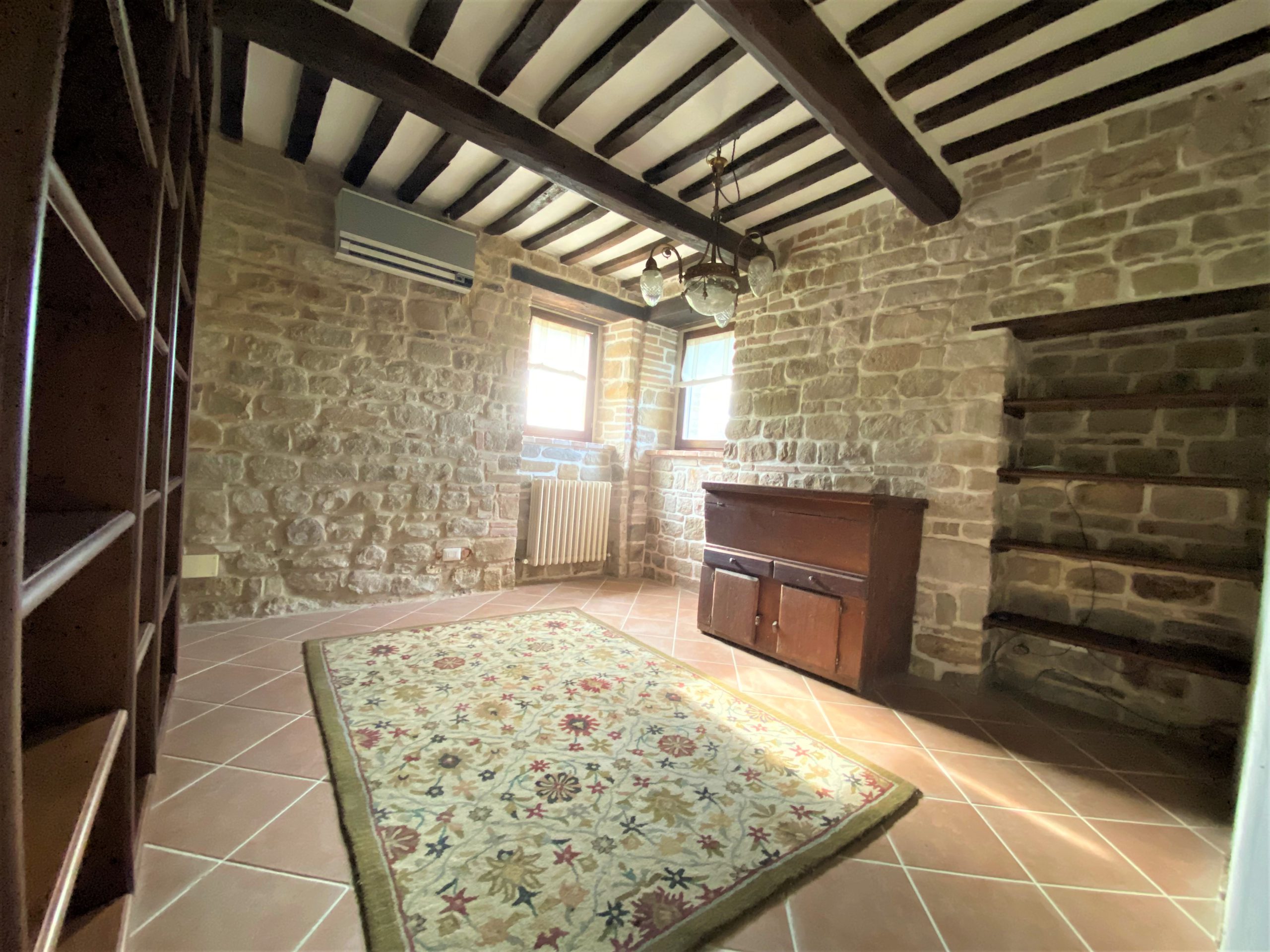 Casale Santa Maria , excellently restored for sale in Gualdo