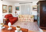 Prestigious villa in a splendid hilly position in Potenza Picena with sea view, olive grove, swimming pool and dependence.