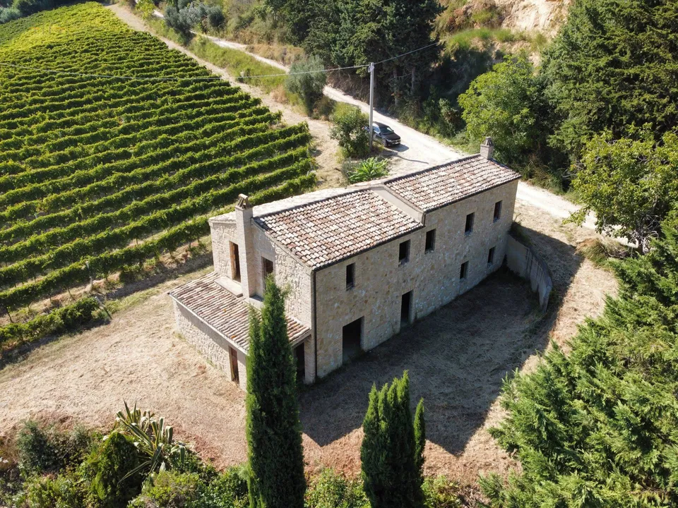 Beautiful farmhouse in Ripatransone, Ascoli Piceno of sale