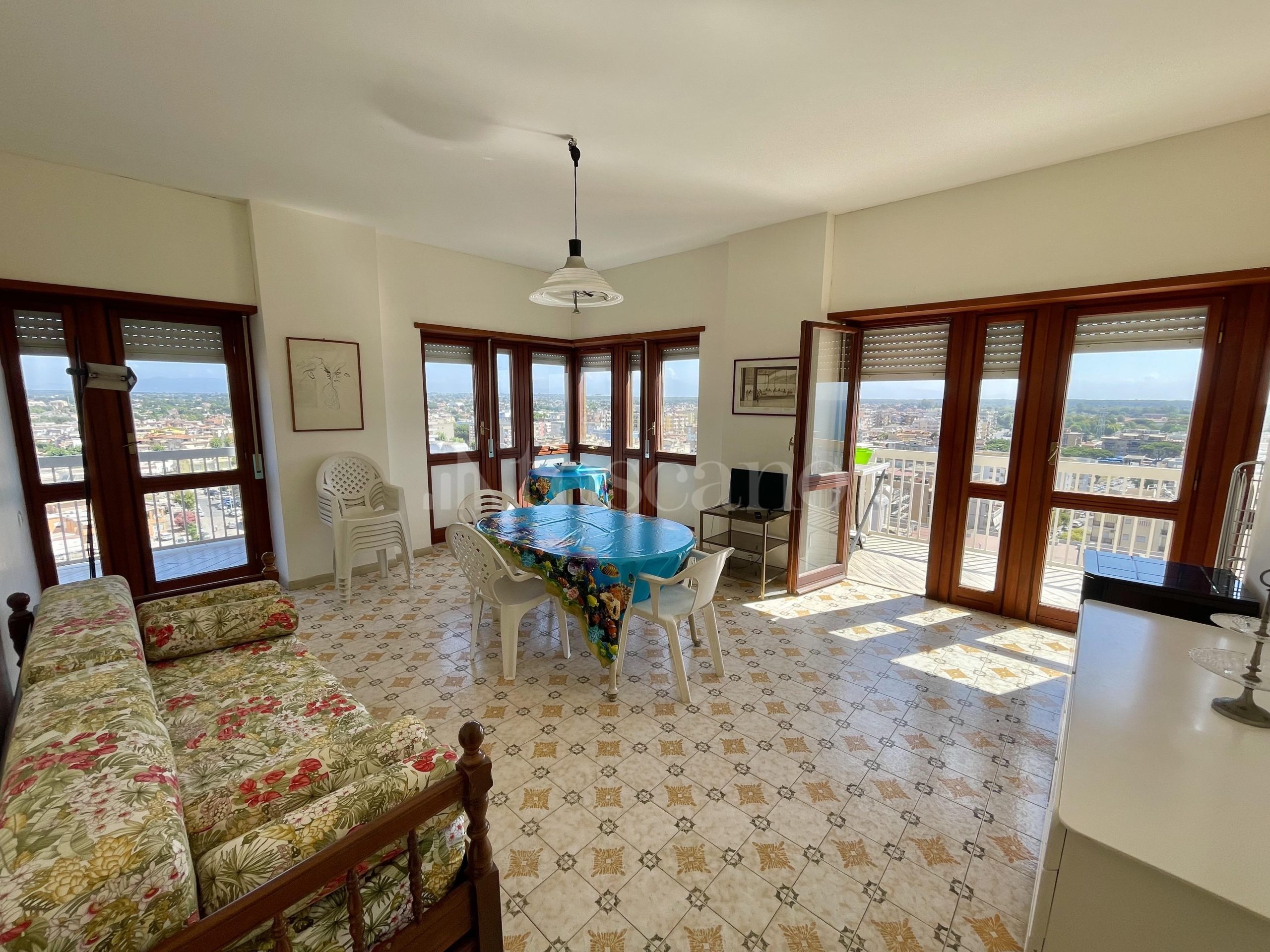 Nettuno appartament front see near Rome