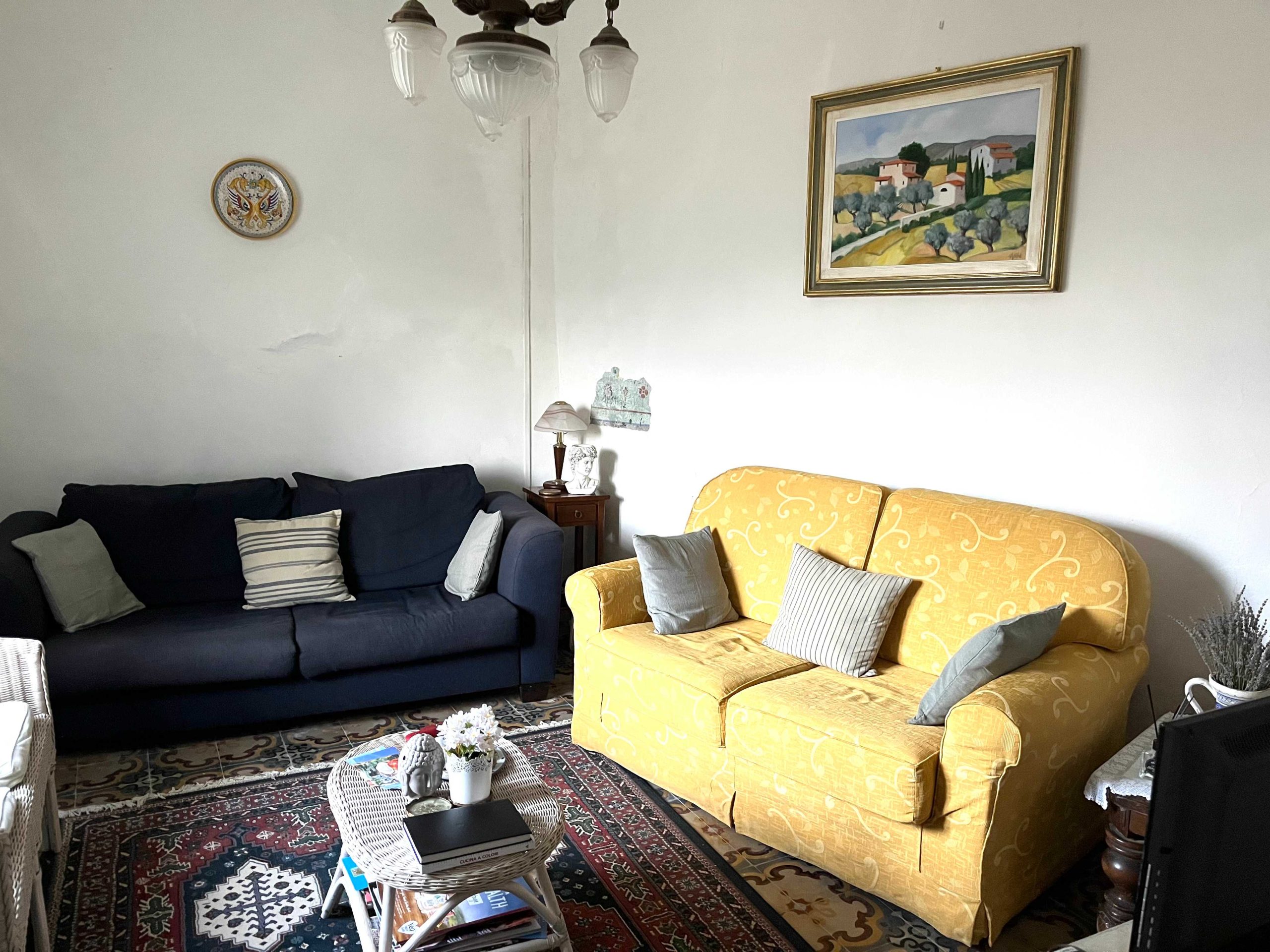 Detached house near Bagni di Lucca, Tuscany (110,000 Euro: cash sale)