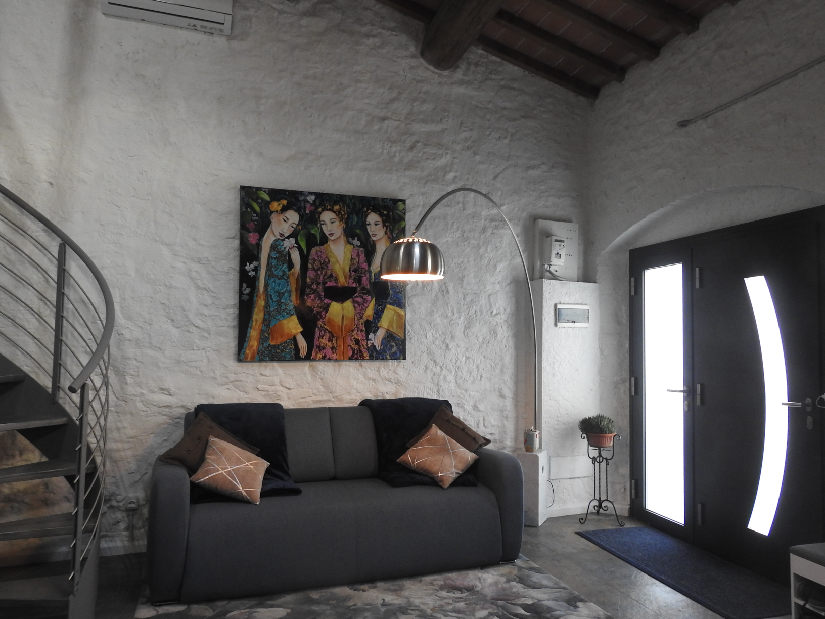 Loft For Sale In Tuscany ( Loro Ciuffenna )