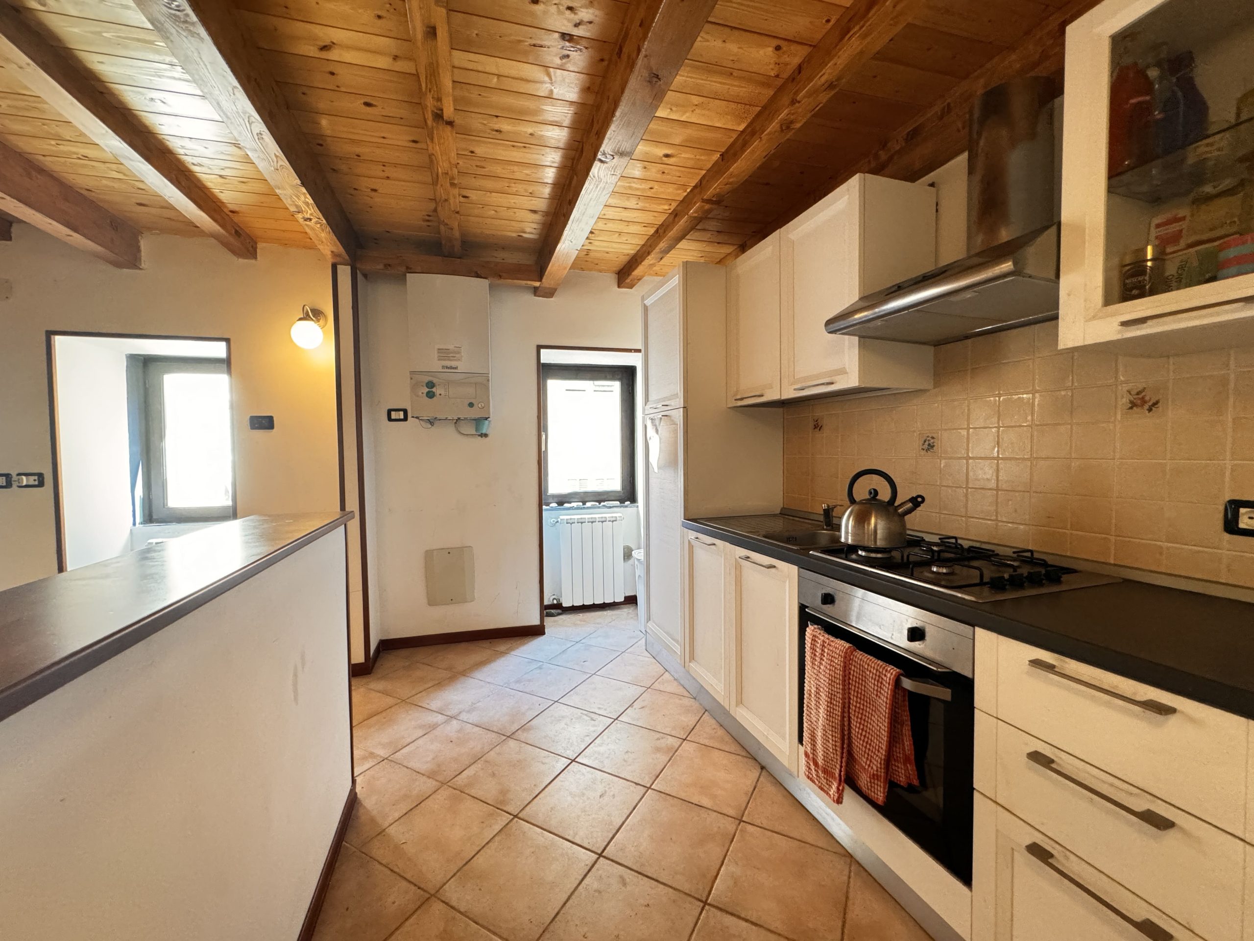 House in perfect conditions with terrace