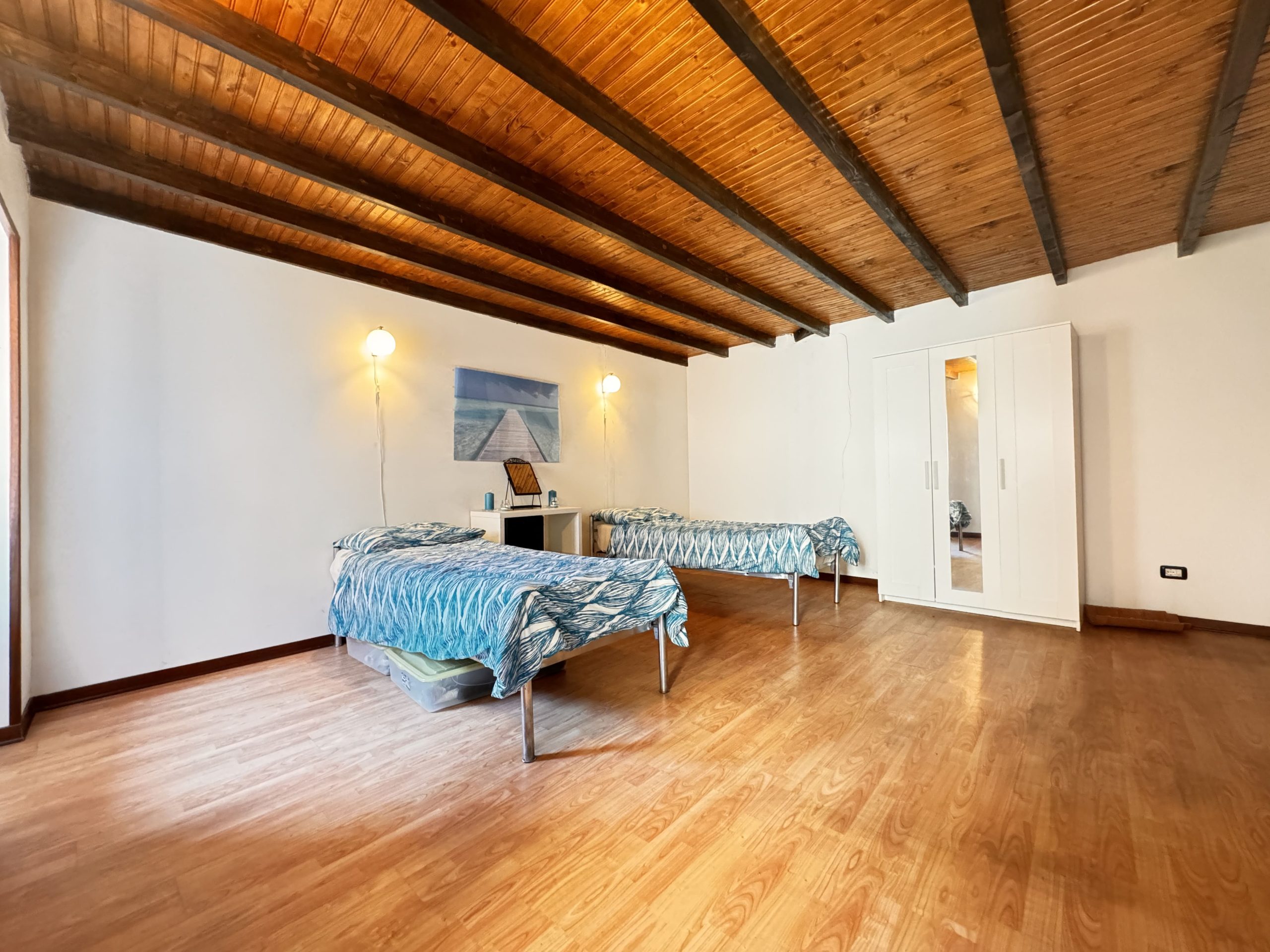 House in perfect conditions with terrace