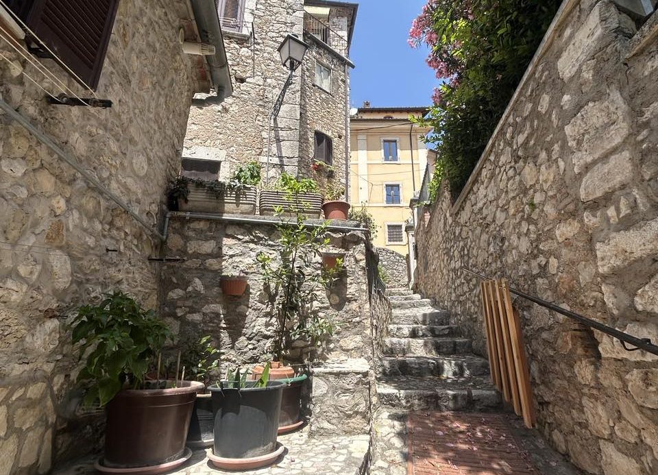 Beautiful stone house for sale in Veroli, Lazio region. Two homes for the price of one, renovated and partially furnished.