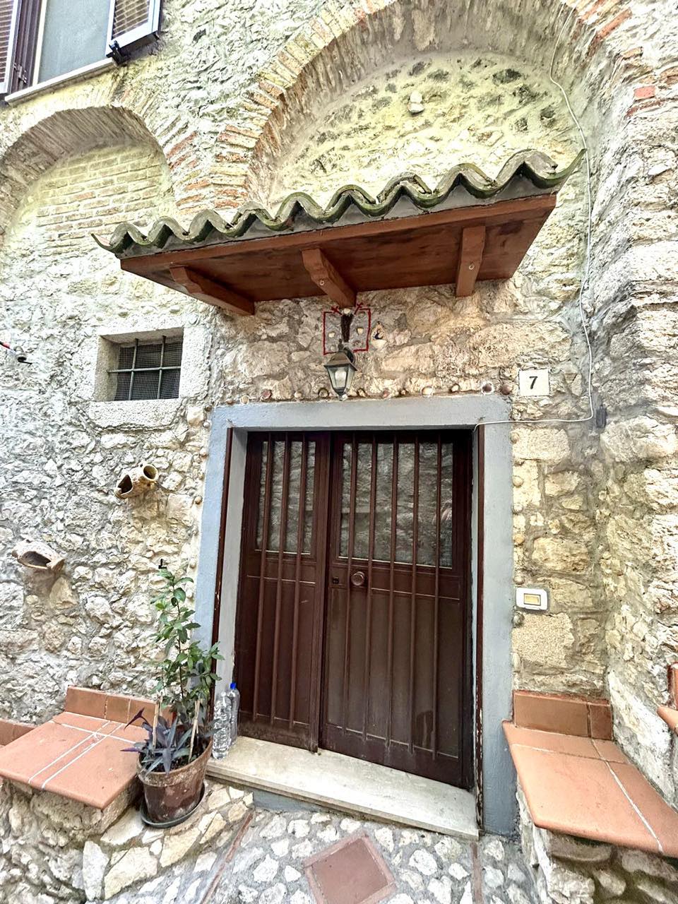 Beautiful stone house for sale in Veroli, Lazio region. Two homes for the price of one, renovated and partially furnished.