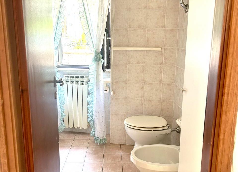 Beautiful stone house for sale in Veroli, Lazio region. Two homes for the price of one, renovated and partially furnished.