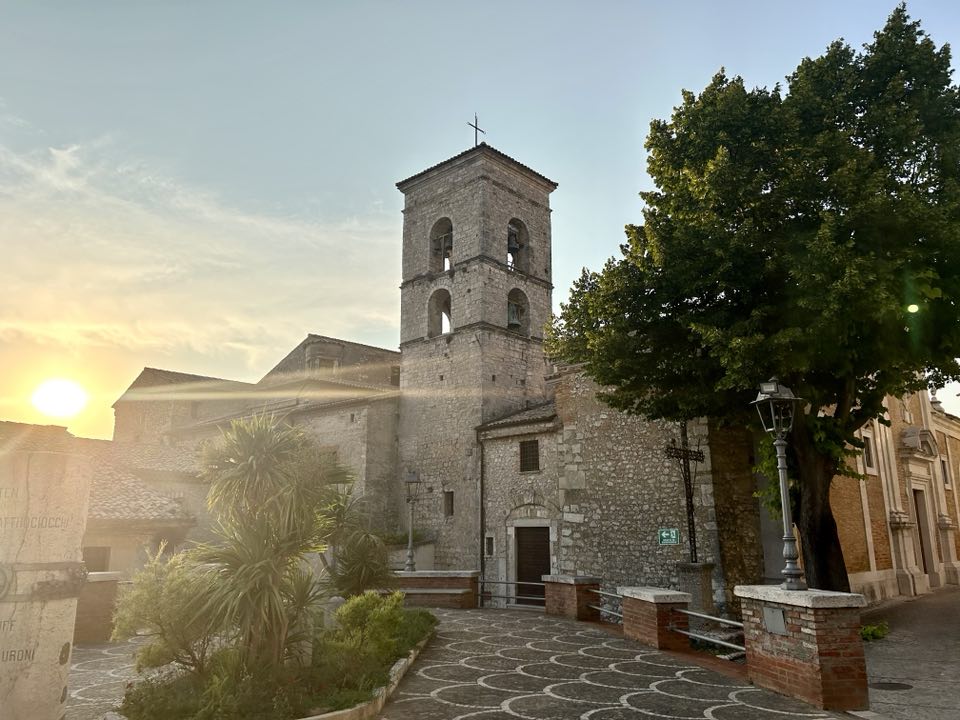Beautiful stone house for sale in Veroli, Lazio region. Two homes for the price of one, renovated and partially furnished.