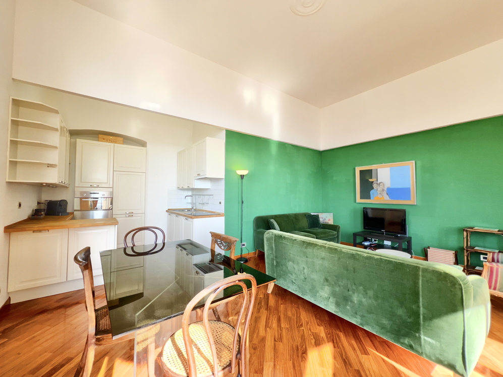 Sea Facing Apartment – Genoa, Liguria