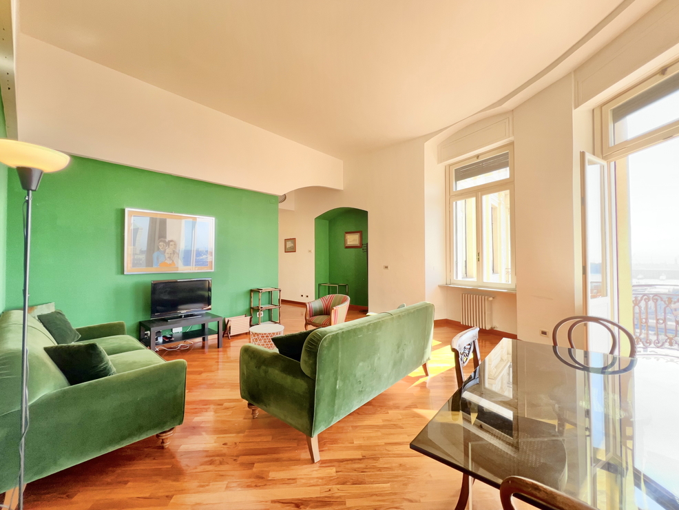 Sea Facing Apartment – Genoa, Liguria