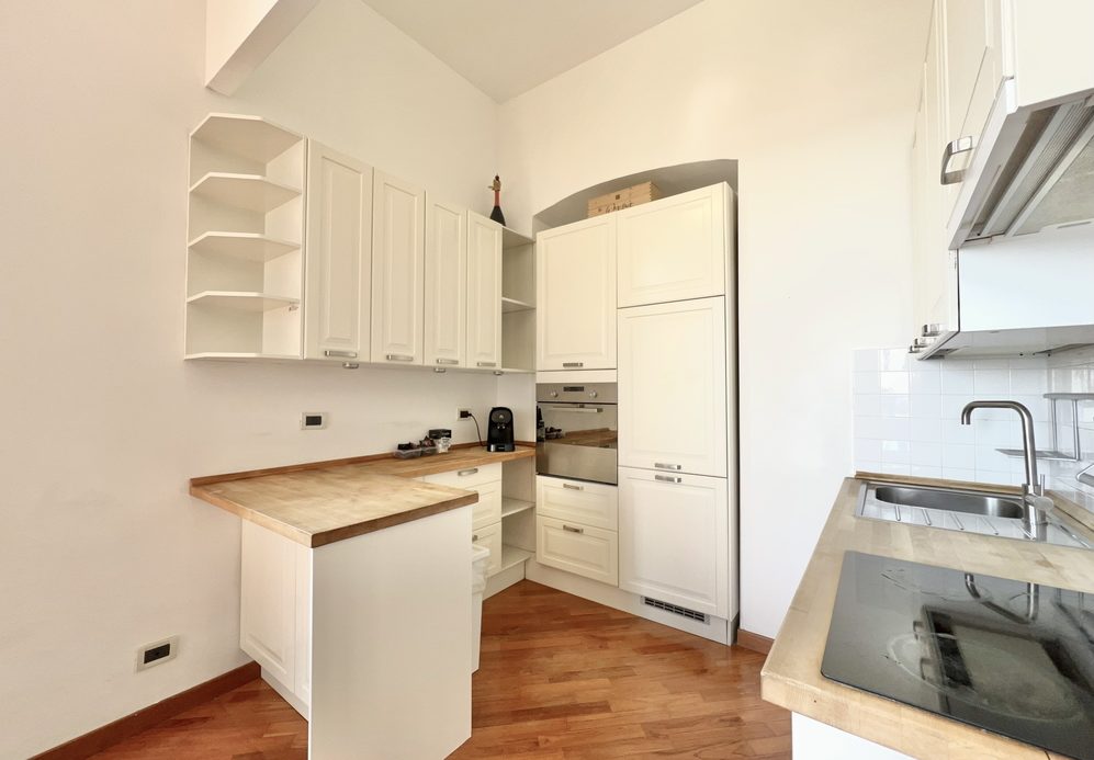 Sea Facing Apartment – Genoa, Liguria