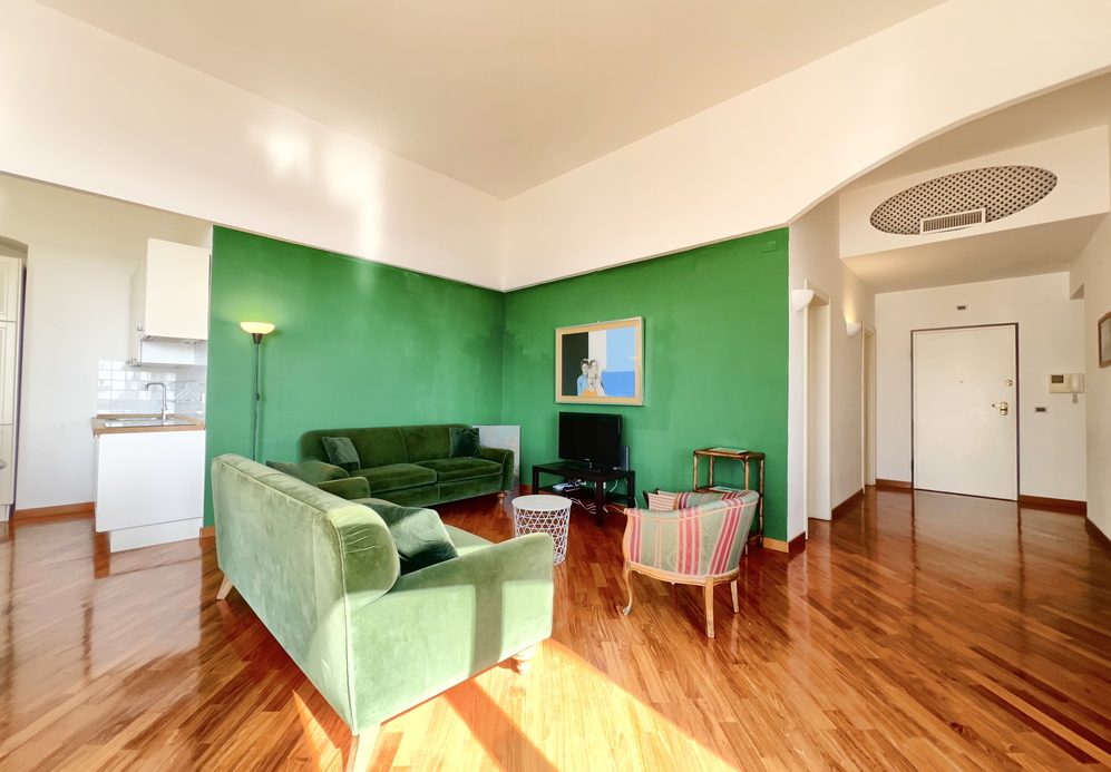 Sea Facing Apartment – Genoa, Liguria