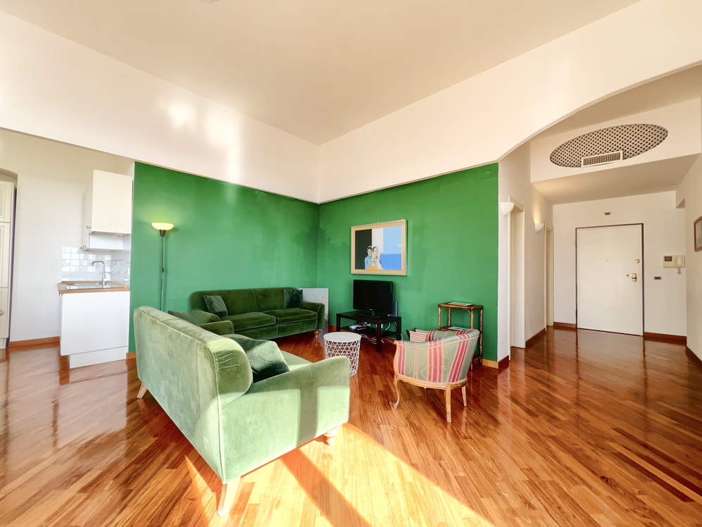 Sea Facing Apartment – Genoa, Liguria