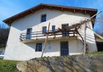 House with private garden in panoramic hamlet