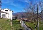 House with private garden in panoramic hamlet