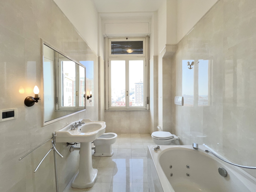 Sea Facing Apartment – Genoa, Liguria