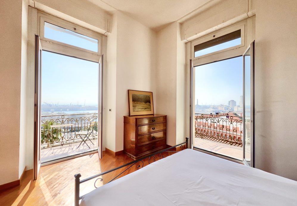 Sea Facing Apartment – Genoa, Liguria
