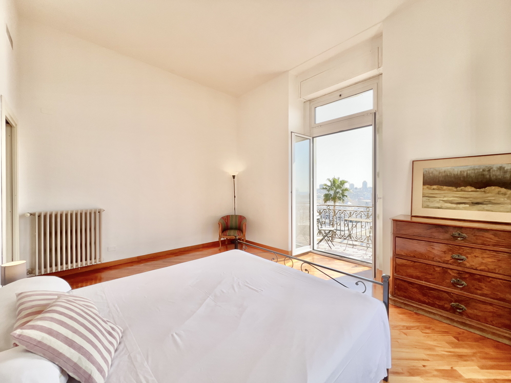 Sea Facing Apartment – Genoa, Liguria