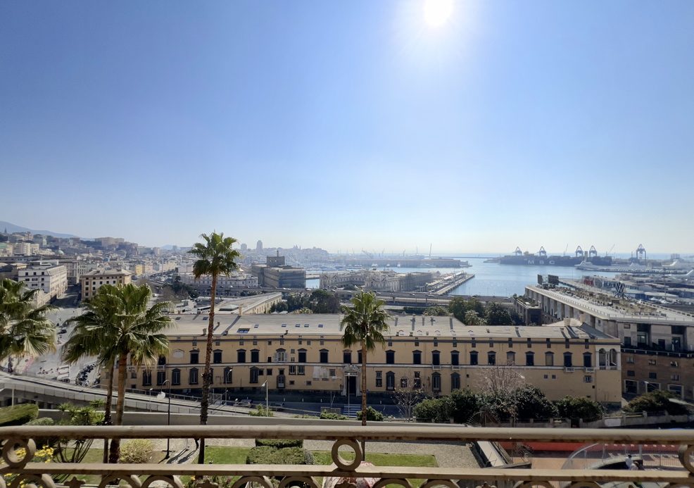 Sea Facing Apartment – Genoa, Liguria
