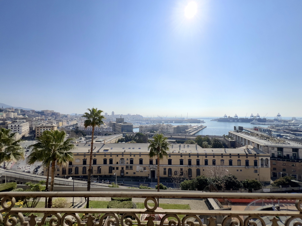 Sea Facing Apartment – Genoa, Liguria