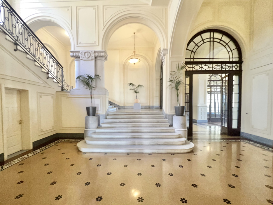 Sea Facing Apartment – Genoa, Liguria