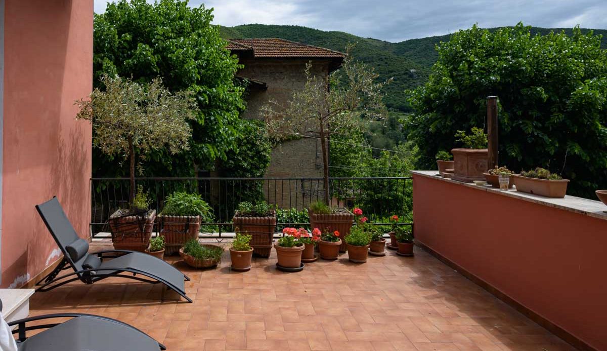 Your Italian Dream Awaits: Invest in a Thriving B&B in Umbria, Casa Lilla.