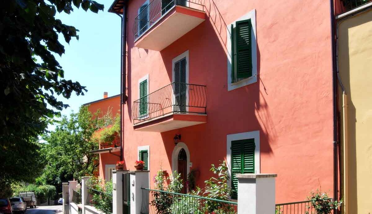 Your Italian Dream Awaits: Invest in a Thriving B&B in Umbria, Casa Lilla.