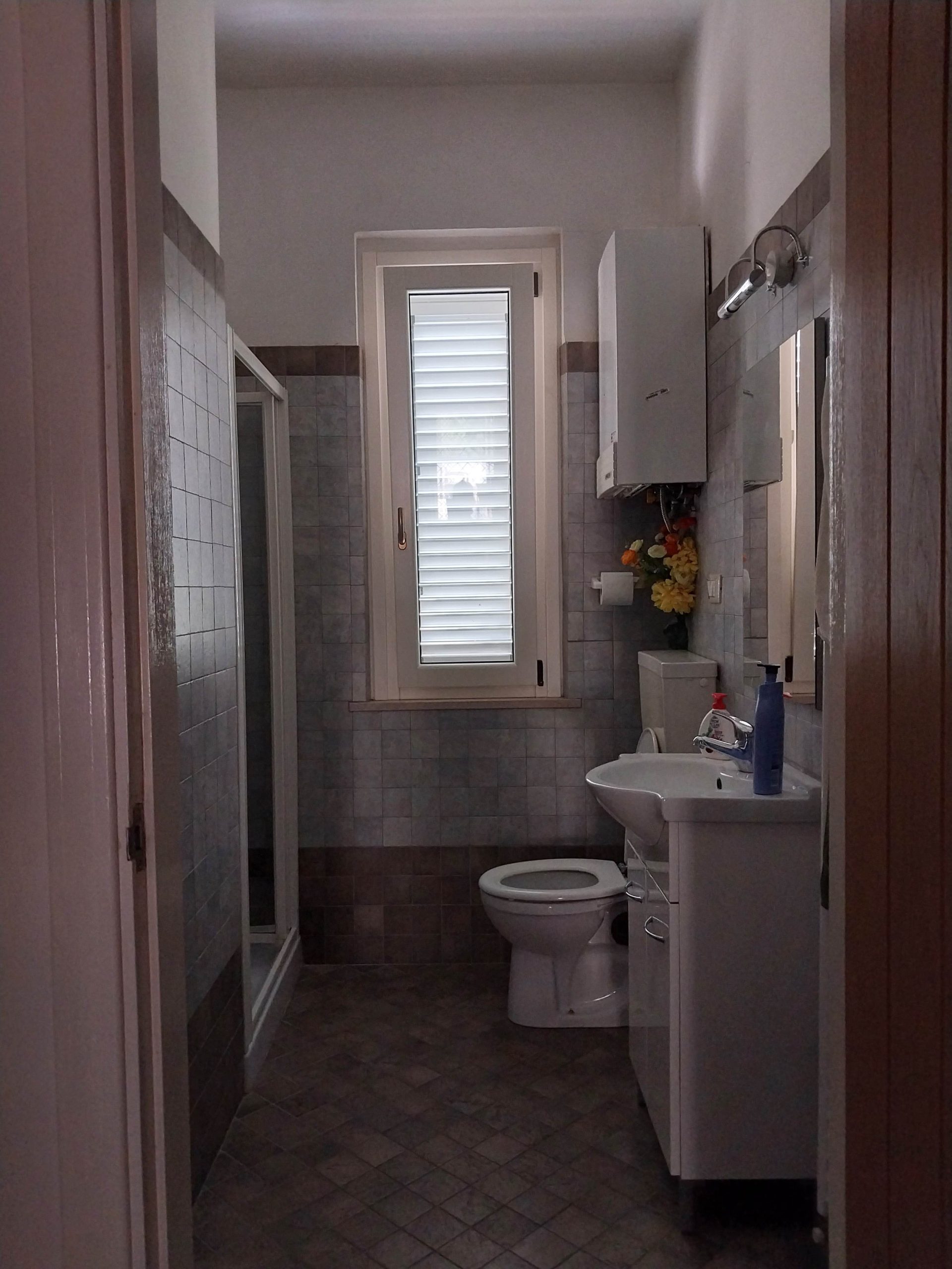 Fully renovated and enhanced 5 bed, 4 bath family property on own land. Pool, hot tub and panoramic views