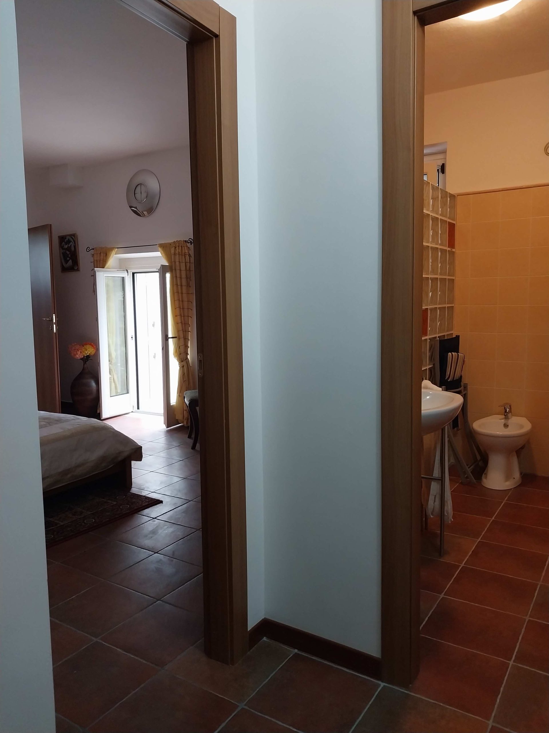 Fully renovated and enhanced 5 bed, 4 bath family property on own land. Pool, hot tub and panoramic views