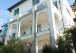 Detached villa on the most pristine cliff of the Tigullio Gulf, with private access to the sea.