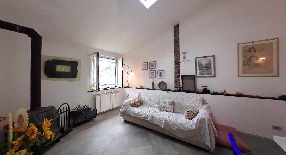 FOR SALE Portion of a typical Genoese HOUSE